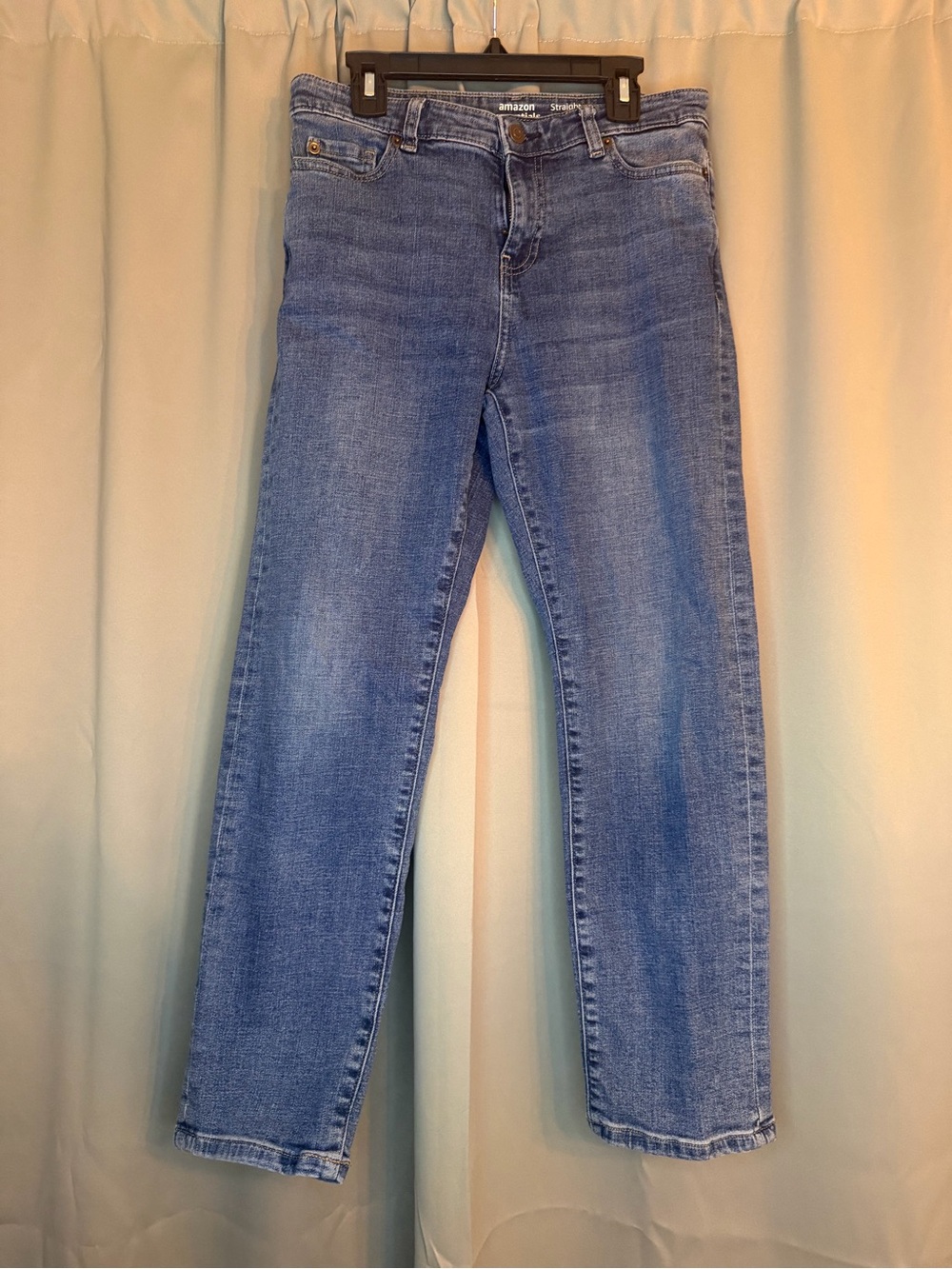 Amazon Essentials Straight Leg boy Jeans - Light Blue Wash